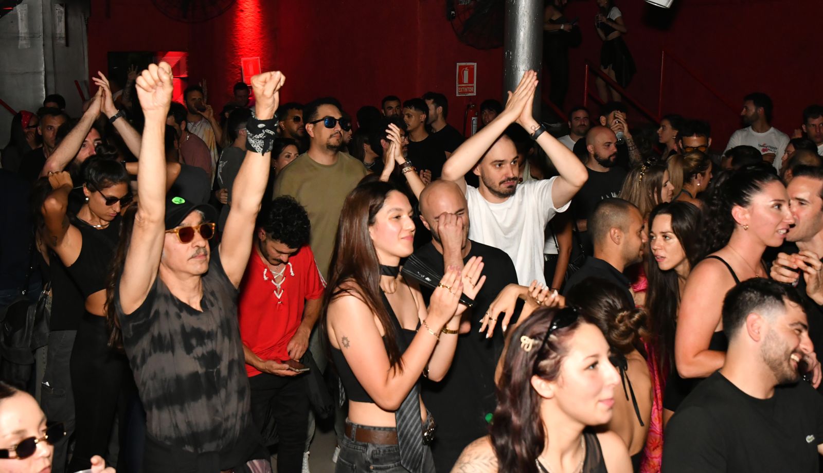 Tomo I: la pista de Stereo Club
